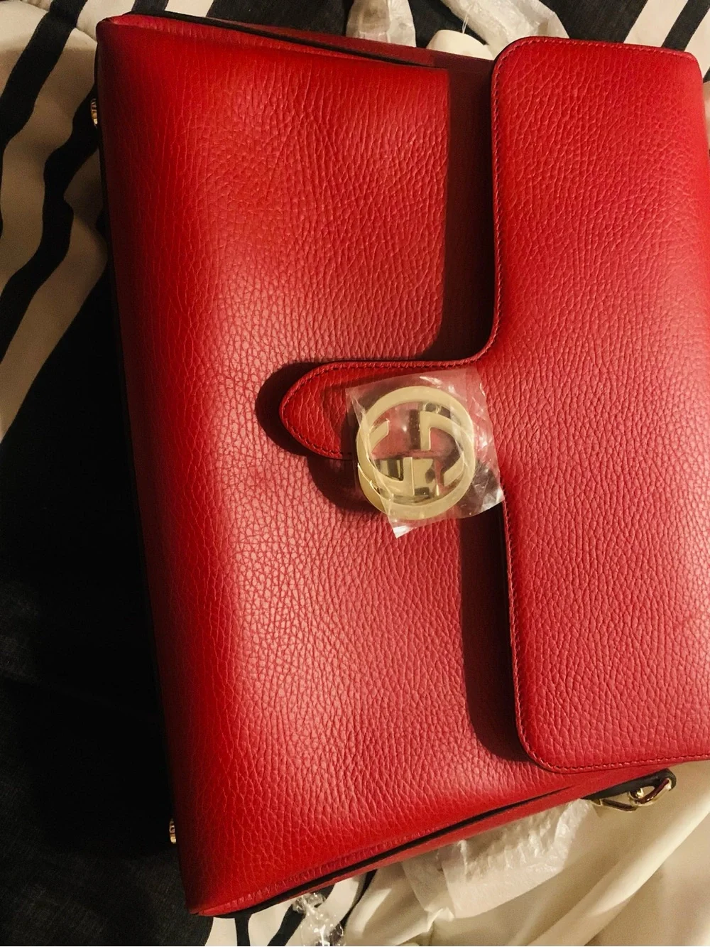 Gucci Interlocking G Top Handle Medium Dollar...